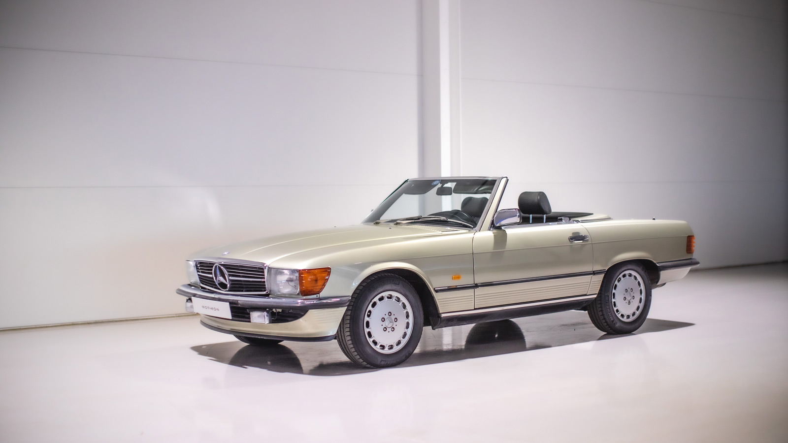 exterior acute angle mercedes benze 420 sl 1986 beige for sale