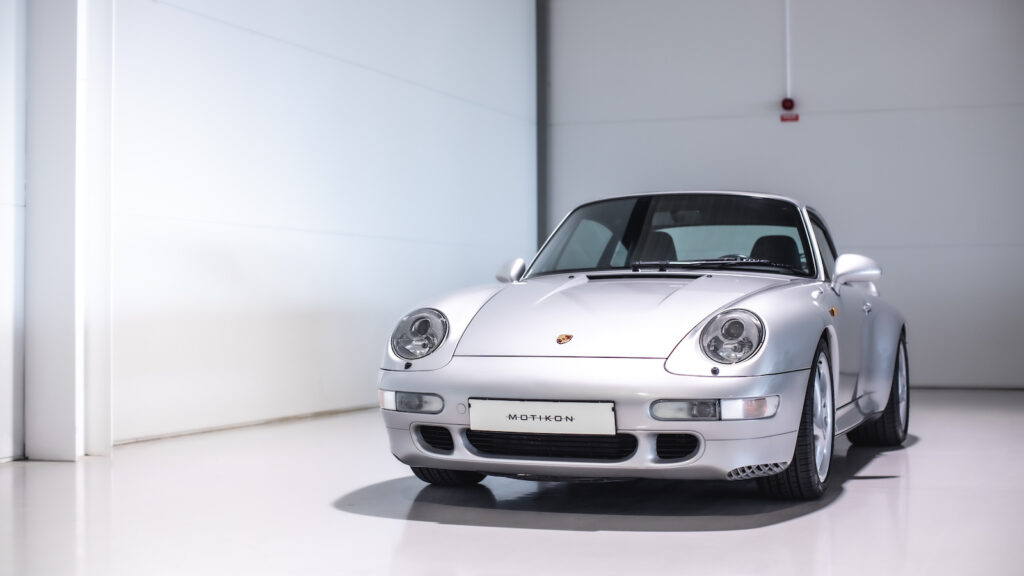 Acute angle headlights in fous - Porsche 911 turbo 1997 silver for sale