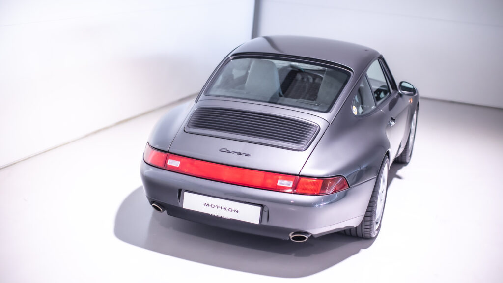 porsche 993 c2 top down angle in a obtuse angle passenger side